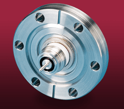 Single-ended floating shield BNC CF feedthrough